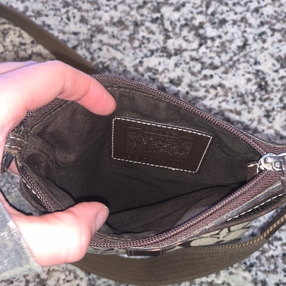 Coach Brown canvas crossover bag - Picture 4 of 6